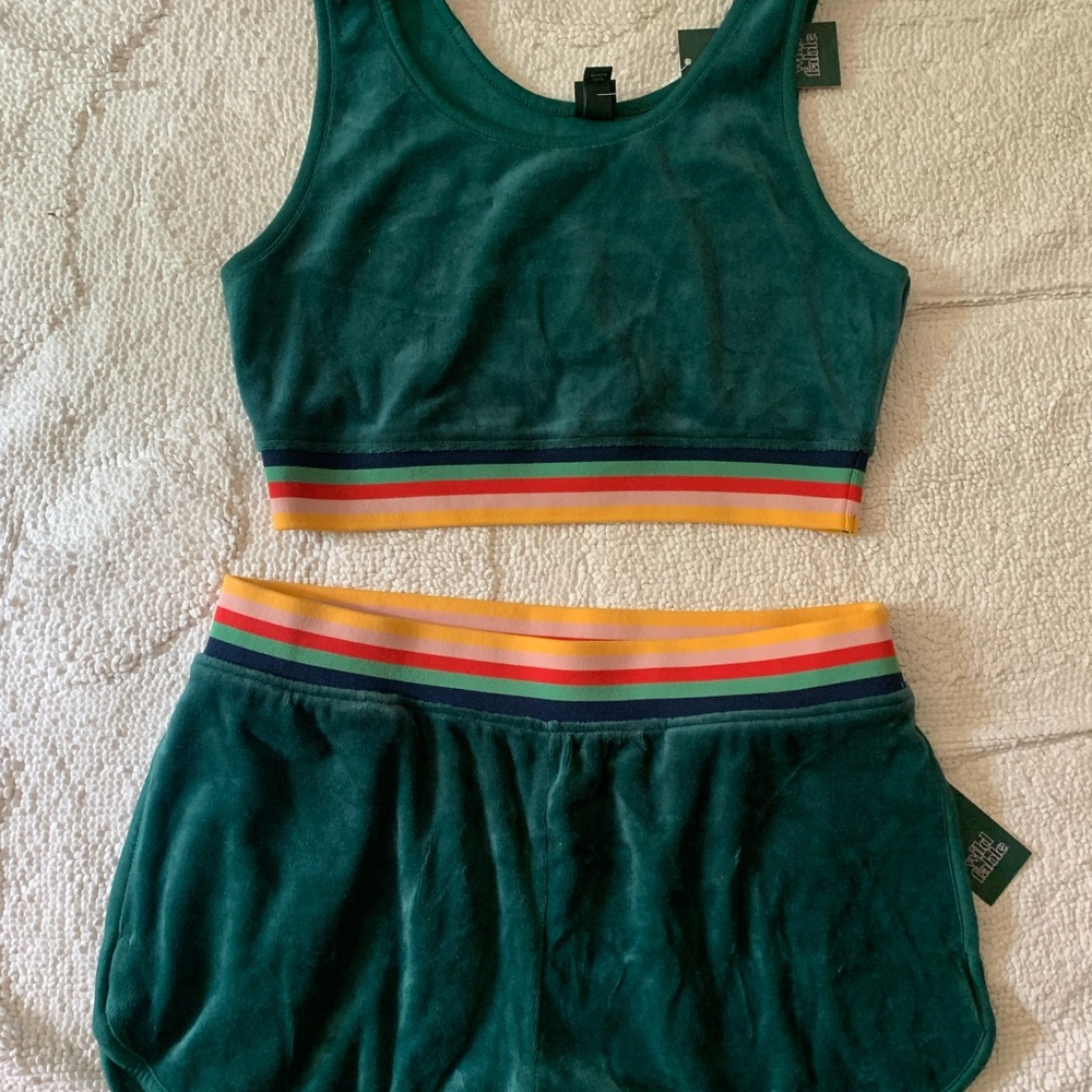 NWT matching velvet set!